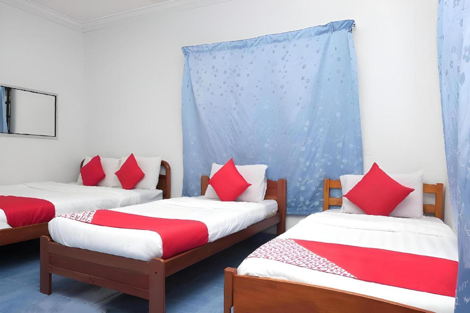 OYO 90103 Bbr Bari Beach Resort Kuala Terengganu Exterior foto