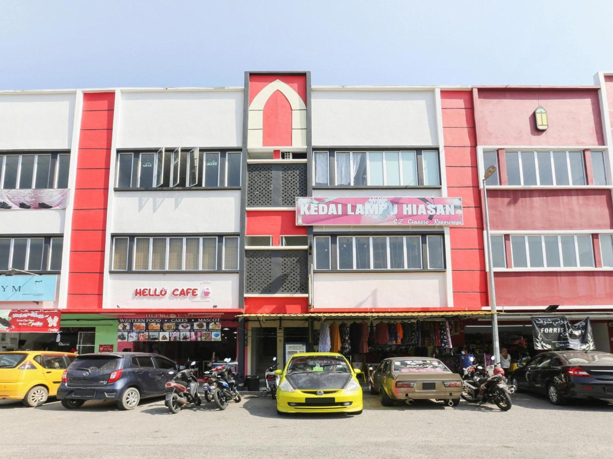 OYO 90103 Bbr Bari Beach Resort Kuala Terengganu Exterior foto